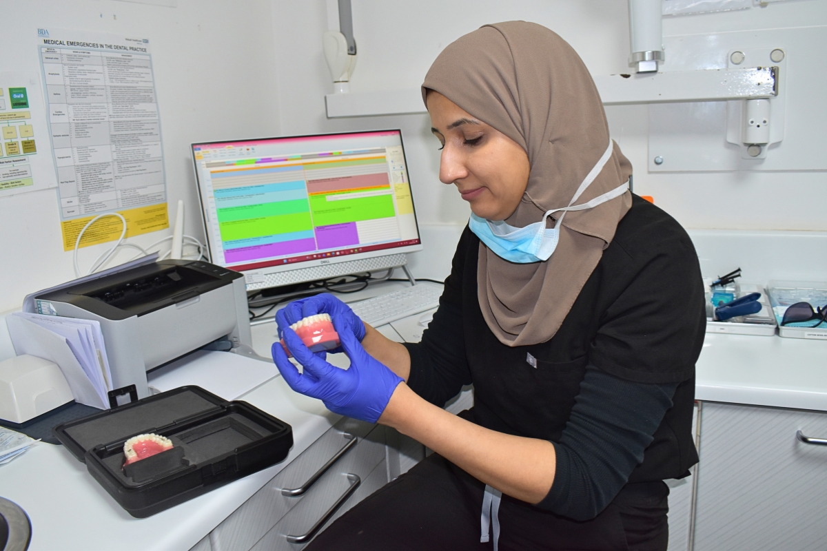 HRD_Cosmetic Dentistry 3 (1200 x 800)